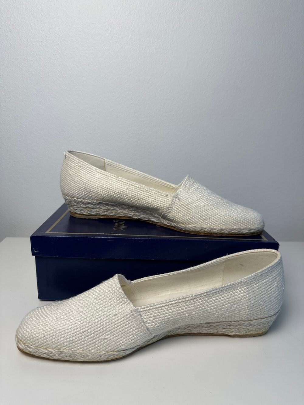NIB Vintage Pappagallo "Pasha" White Sack Cloth Low Wedge Espadrilles | 11 M